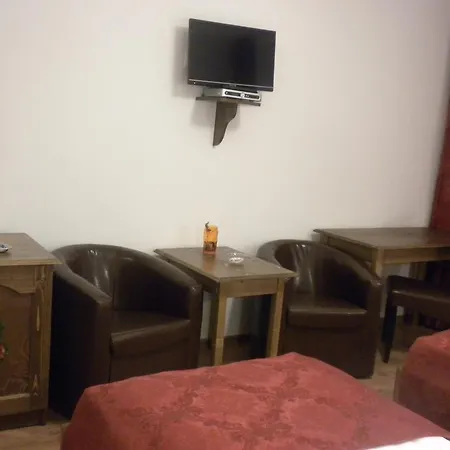 Pensiunea Cetatea Craiului Guest house
