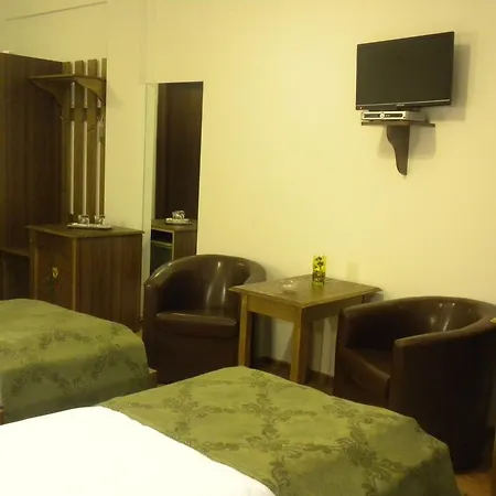 Pensiunea Cetatea Craiului Guest house 4*